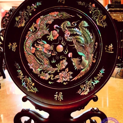 Đĩa khảm long phụng chầu nguyệt
