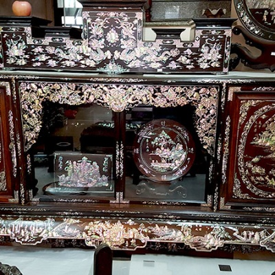 Tủ chè gỗ trắc khảm ốc đỏ tích Việt