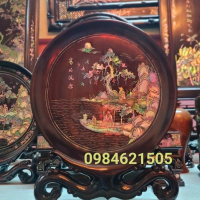 Đĩa gỗ gụ khảm ốc tích 