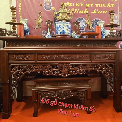 Án gian thờ đục chạm tinh xảo , sắc nét, kỹ thuật cao 